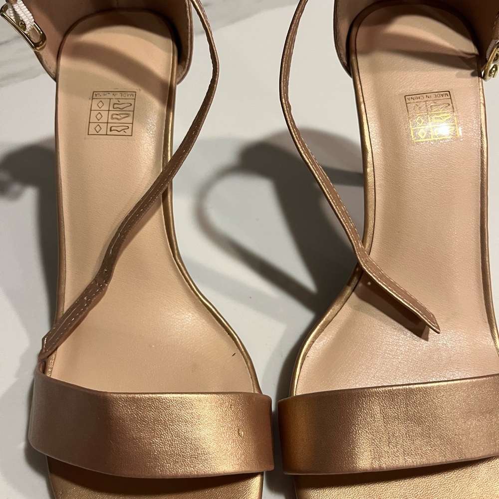 Elegant Rose Gold Women's Sandals